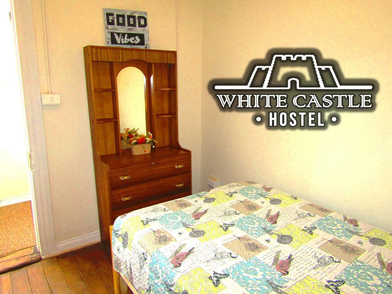 White Castle Hostel Вальпараїсо Екстер'єр фото