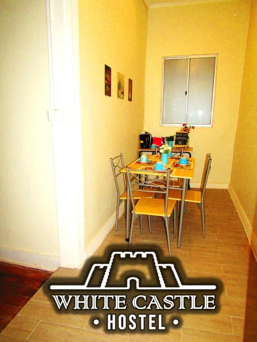 White Castle Hostel Вальпараїсо Екстер'єр фото