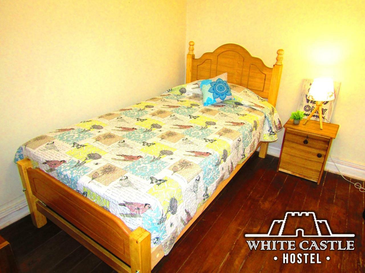 White Castle Hostel Вальпараїсо Екстер'єр фото