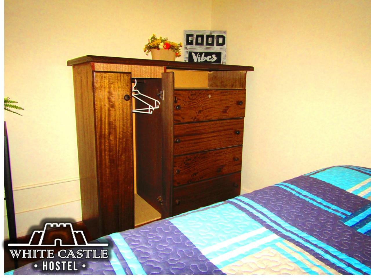 White Castle Hostel Вальпараїсо Екстер'єр фото